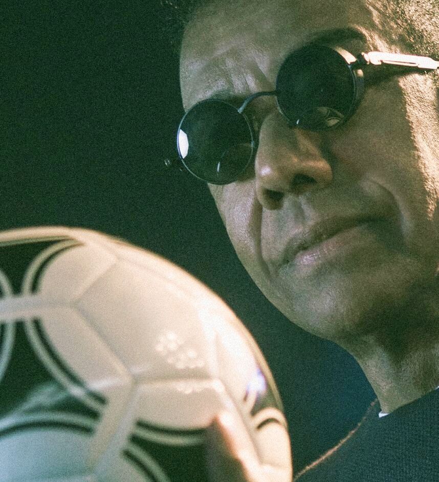 Jorge Ben Jor lança música em homenagem ao futebol